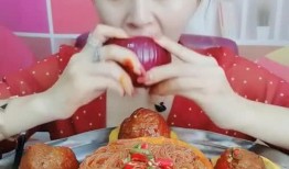 娱乐吃瓜酱洗碗,趣味横生的家务时光